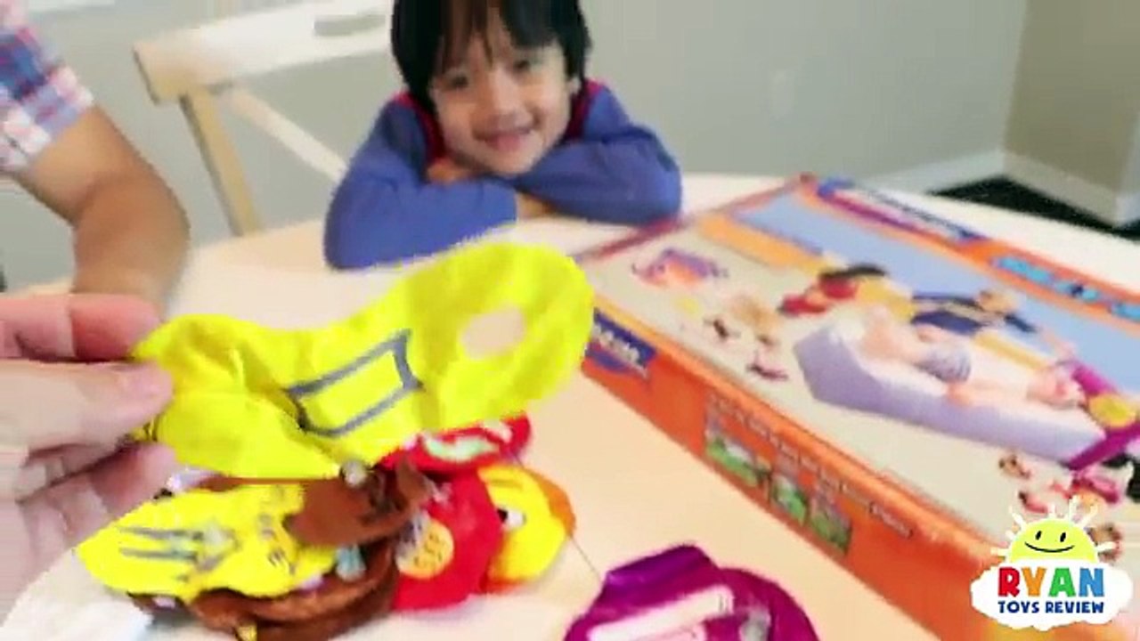 Doc Ryan Pretend Play Check Up Shot Silly Surgery Operation Game for Kids Toys