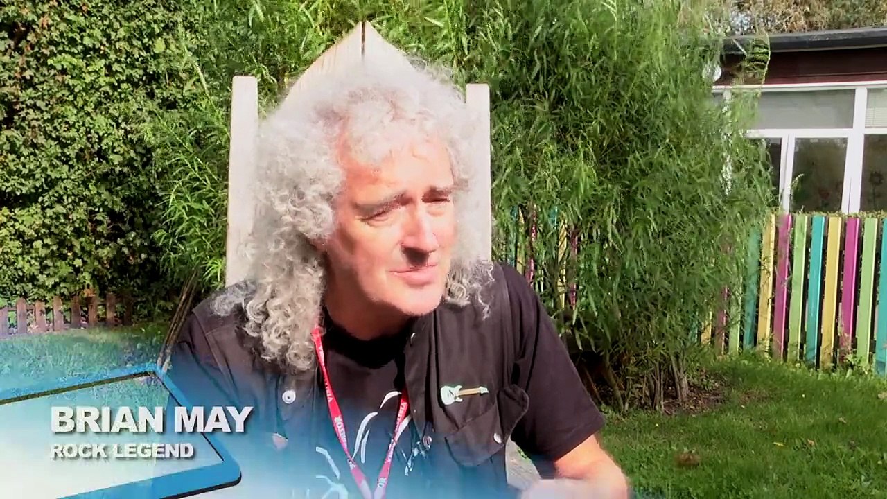 Kent online_Queen legend Brian May visits Ditton Infant School for Amazing Grace hedgehog campaign 21Sep17
