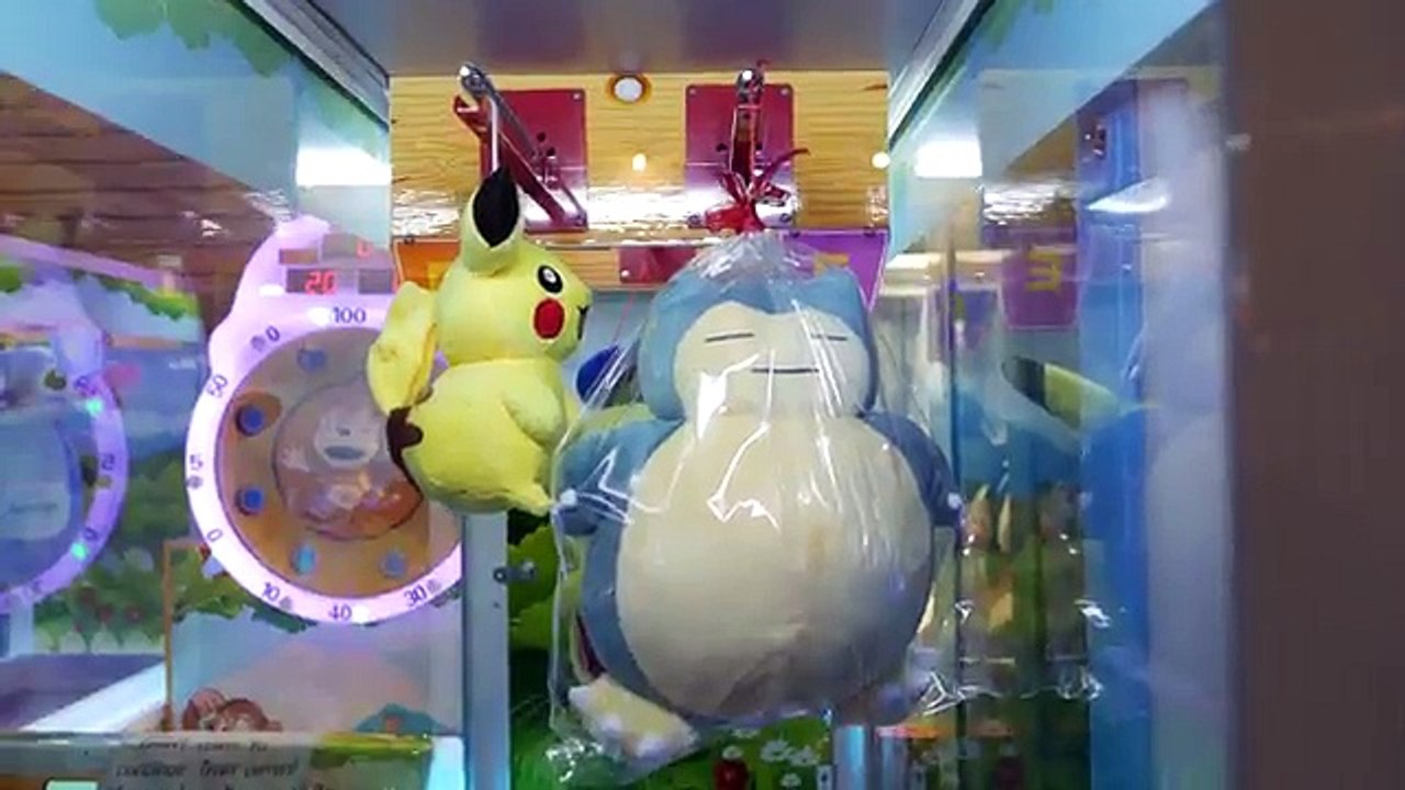 Pokemon claw machine wins and more at NeoFuns arcade!