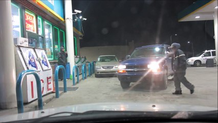 DETROIT THUGS ARRESTED FOR SELLING DRUGS