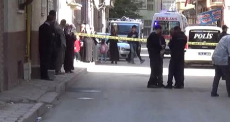 Elazığ'da Kızının Boğazını Keserek Öldüren Baba, Polisi Arayarak Teslim Oldu