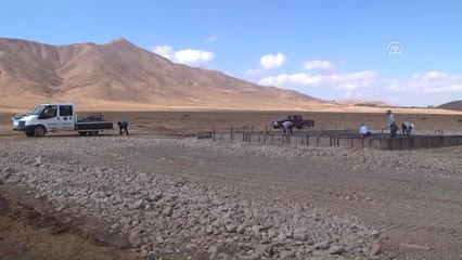 Yüksekova'da Kayakçılar İçin Kamp Eğitim Merkezi Yapılıyor