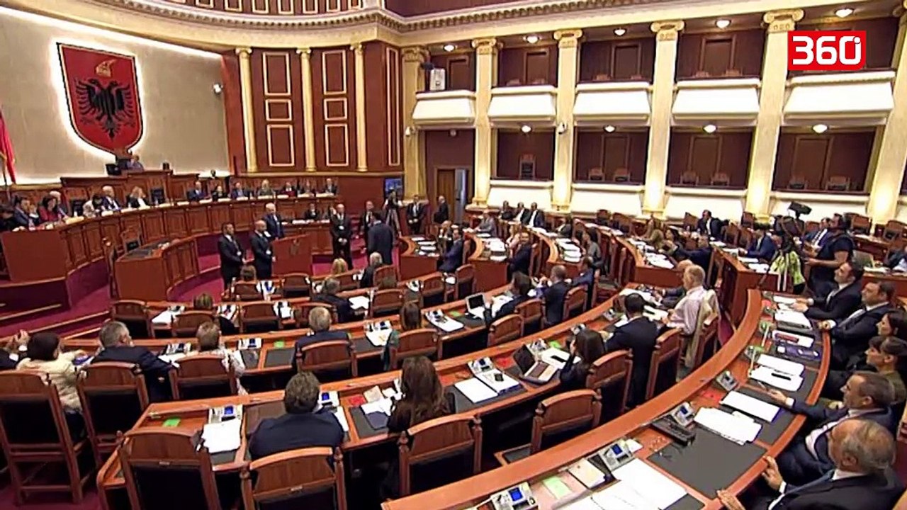 Momenti kur Basha i shkon te foltorja, Rama: Sali, e mori malli (360video)