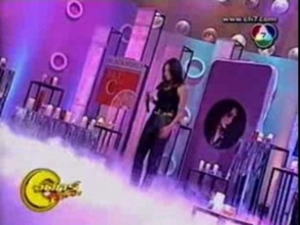 Katreeya English - Mai Chai Prao Ter Performance