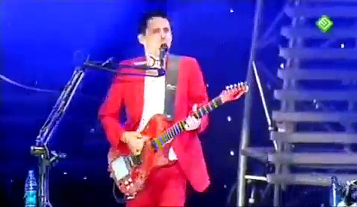 Muse - New Born, Megaland, Pinkpop Festival, Landgraaf, Netherlands  5/27/2007