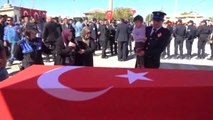 Aksaray Kız Kaçırma Olayında Şehit Olan Polis Memuru, Aksaray'da Toprağa Verildi