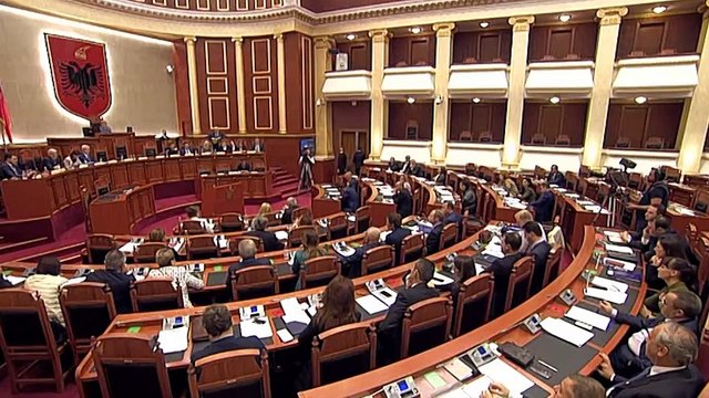 Berisha: Je një hale..., Rama i kujton Gërdecin dhe 21 Janarin (360video)