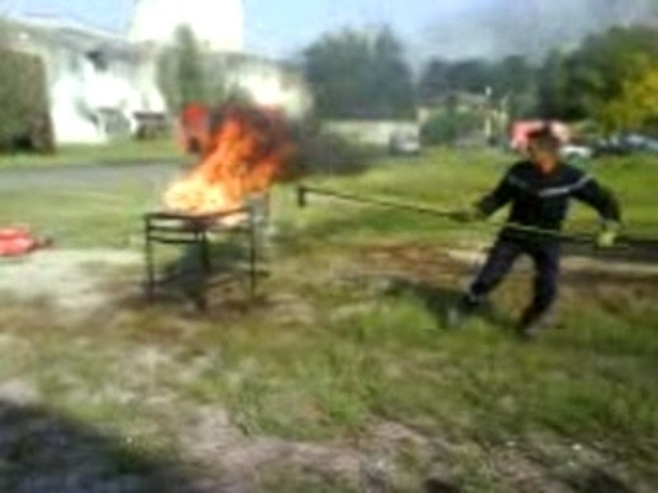 Feu de friteuse plus eau!!!!!!