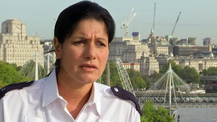 Police officer who works recovering bodies from Grenfell to be given honour