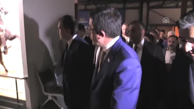 Bakanlar Çelik ve Zeybekci, Athib 6. Dokuma Kumaş Tasarım Yarışması Ödül Töreni'ne Katıldı