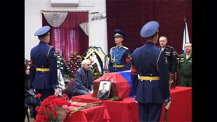 Russia: Funeral held for pilot Yuri Kopylov who died in Syria