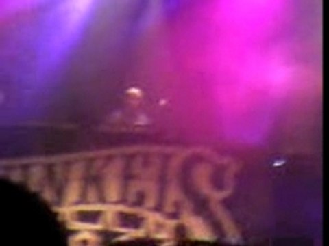 Concert Svinkels début d'nouvelle chanson