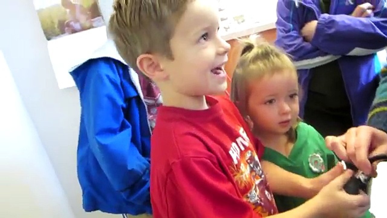 LETTING OUR 10 YEAR OLD DAUGHTER WATCH ME GIVE BIRTH?