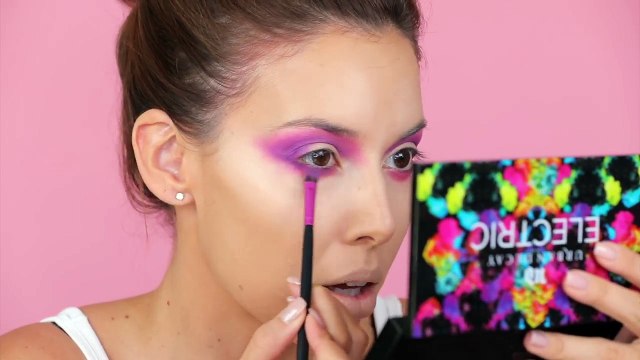 EASY SKULL HALLOWEEN MAKEUP TUTORIAL