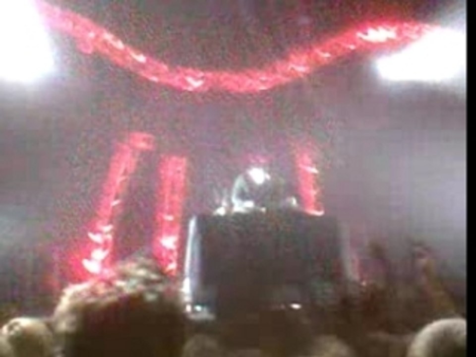 MSTRKRFT - Street Justice Live @ Zénith