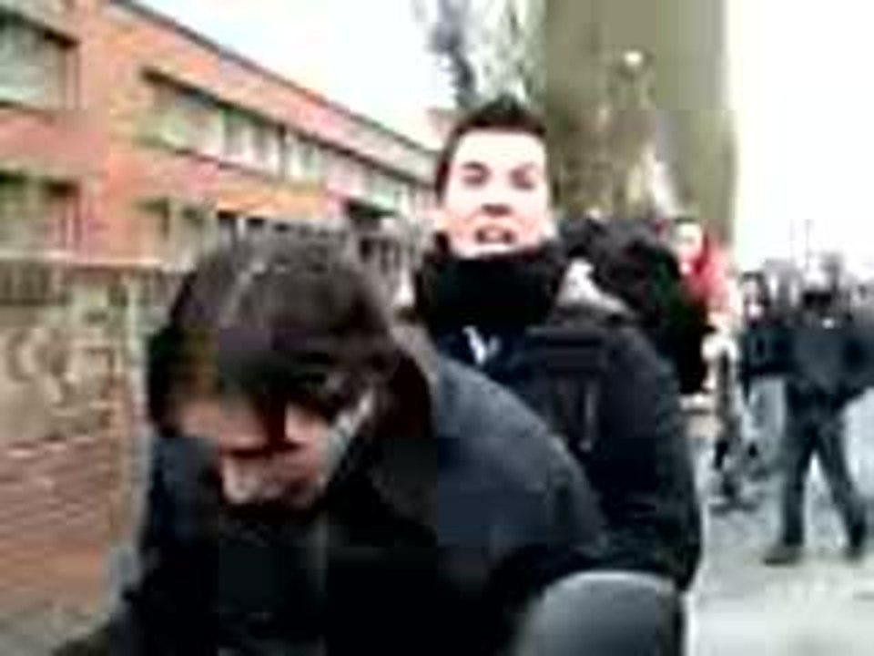video003