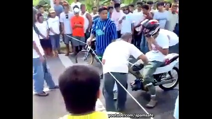 DRAG RACING GONE WRONG. Caught on CAM