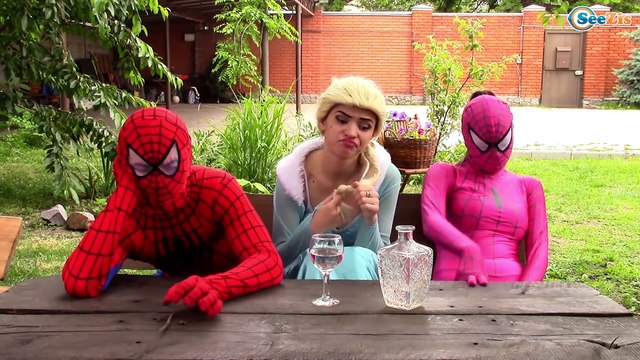 Frozen Elsa & Spiderman Pricess Anna w/ Joker Hulk Spidergirl Poison Ivy! Superheroes in Real Life