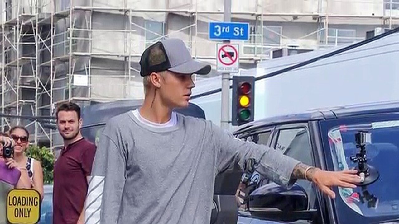 Justin Bieber vs Jaden Smith vs Zayn Malik- Who Is The Most Fashionable.? [ 2016 ] (New Fashion )