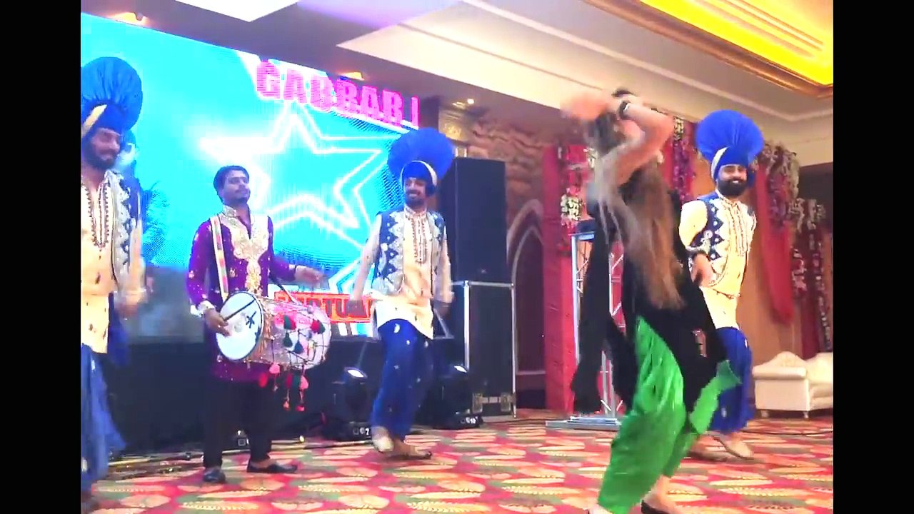 Beautiful and Super Hot Dancer __ Watch full Video for Surprise(1)