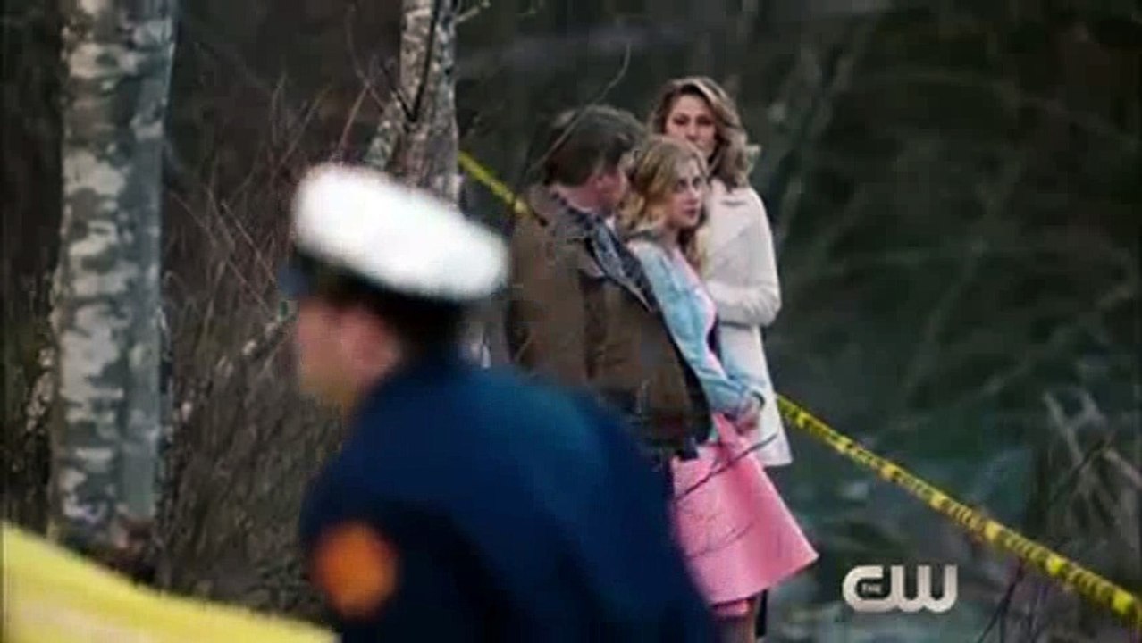 Riverdale Season 2 Episode 1 2x1 SUB ENG 2017 S02E01
