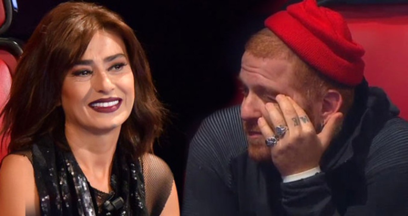 Yıldız Tilbe'den 'Irkçılık' İddialarına Yanıt: Bana Irkçı Diyen Şerefsizdir, Namussuzdur