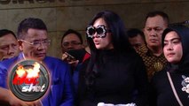 Janji Syahrini Berangkatkan 10 Orang Umroh Korban First Travel - Hot Shot 14 Oktober 2017