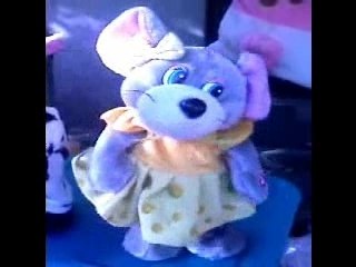 PELUCHE AUTOMATE SOURIE GRISE