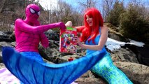 Spiderman, Frozen Elsa & Pink Spidergirl vs Joker! w/ Anna, Mermaids, Maleficent & Candy :)