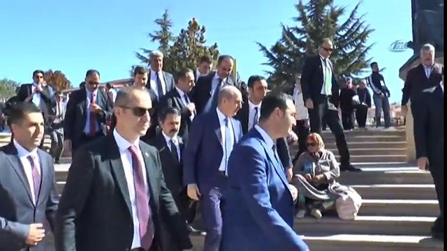 Bakan Kurtulmuş, Hacı Bektaş-ı Veli Türbesini Ziyaret Etti