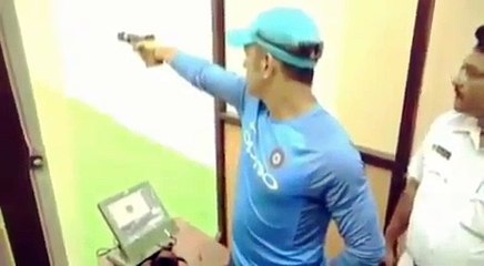 dhoni shooting skills by the Awww Channel