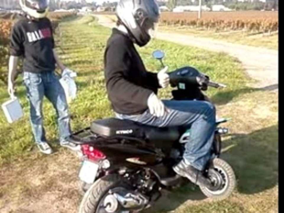 Scoot pocket