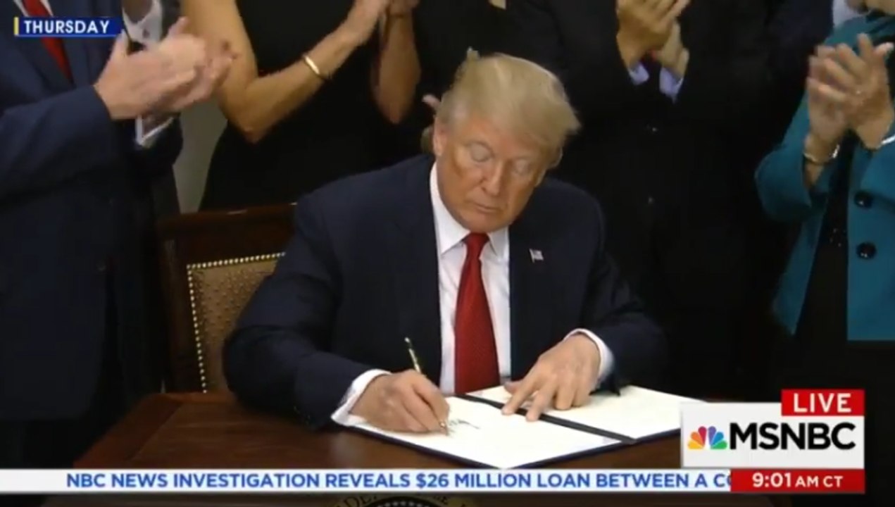 AM JOY REID 10-14-17 TRUMP BECOMES 1ST SITTING PRES. TO ADDRESS VALUES VOTER SUMMIT