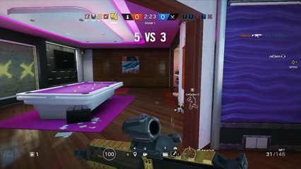 Tom Clancy's Rainbow Six® Siege (Wall Banging SSCamaro)