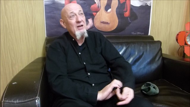 CharlElie Couture : pourquoi des chansons en français et d'autres en anglais ? (3/4)