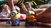 Миньоны игрушки Хеппи Мил МакДональдс Minions toys Unboxing Happy Meal McDonalds