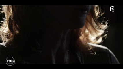 "19h le dimanche". "La survie tient à un fil", témoigne une policière brûlée grièvement à Viry-Châtillon en 2016