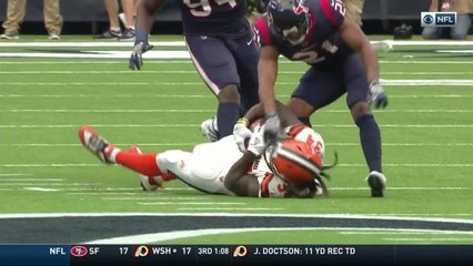 Isaiah Crowell weaves through defenders for 23-yard gain