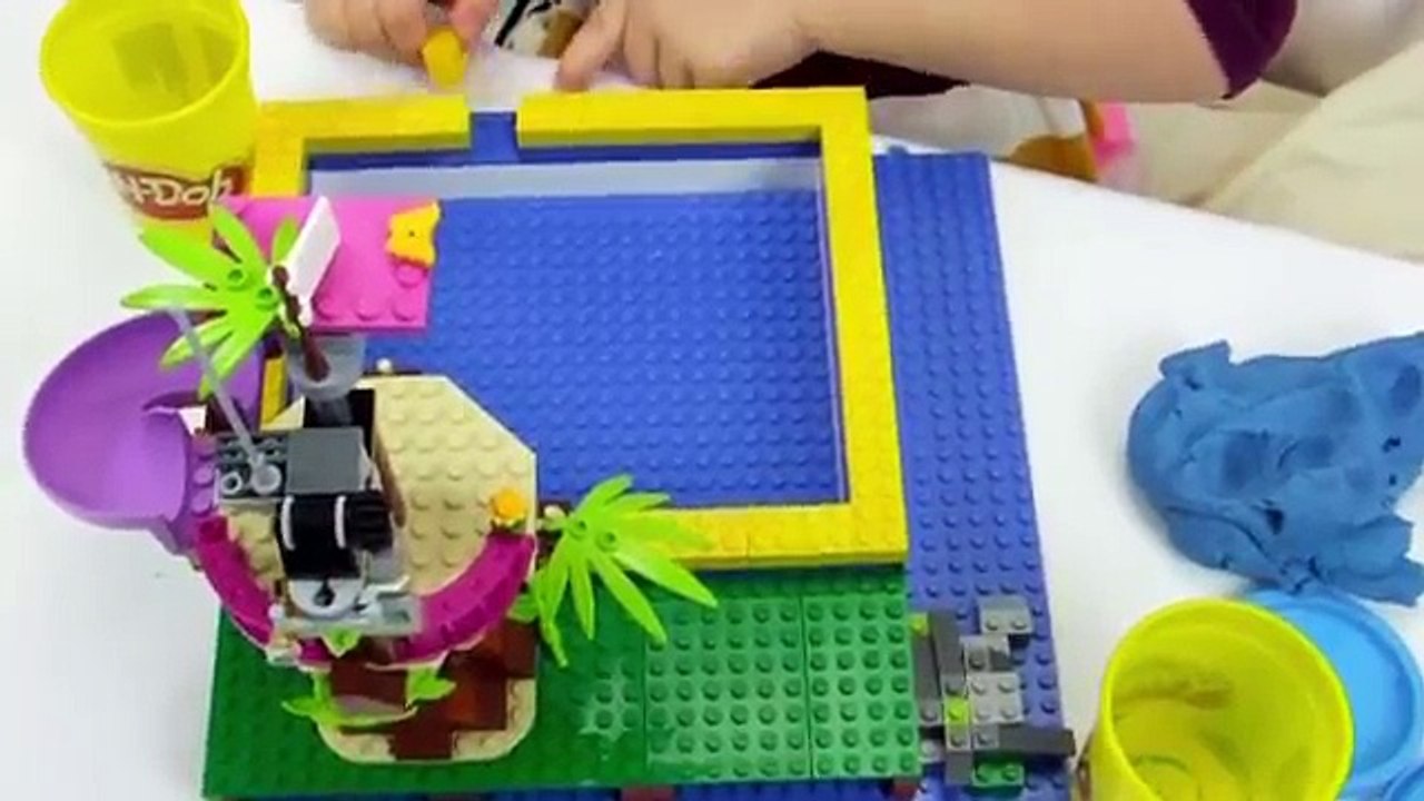 Octonauts toys, LEGO Friends and Play-Doh. Octonauts on vacation --- Water Play with Lada