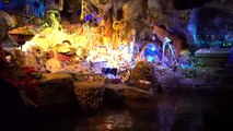 [4K] Pirates of the Caribbean - EXTREME LOW LIGHT : Disneyland Park (Anaheim, CA)