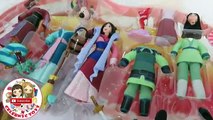 RARE MULAN Deluxe Fashion Gift Set Polly Pocket - Mushu and Lots of Disney Parks Accessories