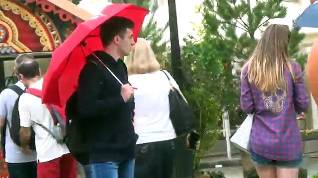 Трогаю за Соски Пикап Пранк