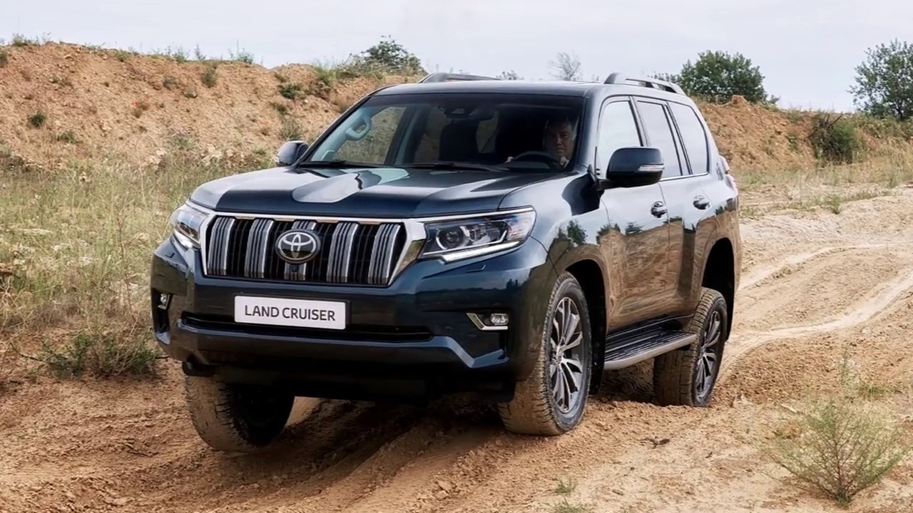 2018 Toyota Land Cruiser Prado - interior Exterior and Drive