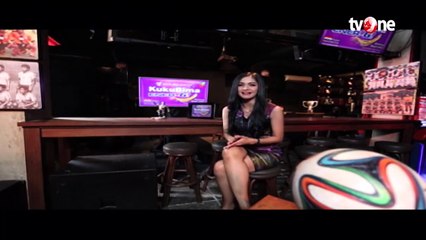 Dua Suporter Fanatik Persib Bandung dan PSM Makassar