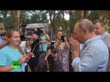 ‘Whistleblower’ Putin: Russian president checks out craft toys at Crimea youth forum