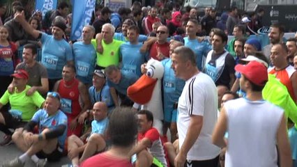 6. Uluslararası Darıca Yarı Maratonu'nda Zafer Etiyopyalı Atletin Oldu