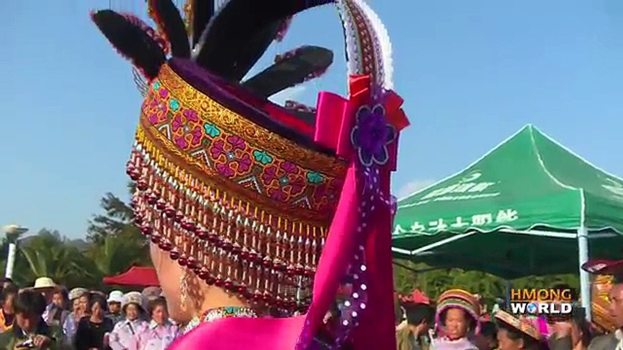 Hmong China New Year Celebration: Maguan, Yunnan, China. Hmoob Hauv Toj Nyob Mas Kuab, Tsoob Kuj