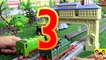 THOMAS AND FRIENDS THE GREAT RACE #35 | TRACKMASTER TROPHY THOMAS Kids Playing Toy Trains