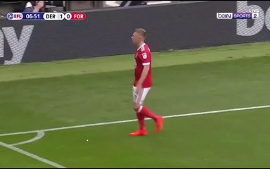 Derby's Mascot Comically Steps On Mic vs Nottingham Forrest!