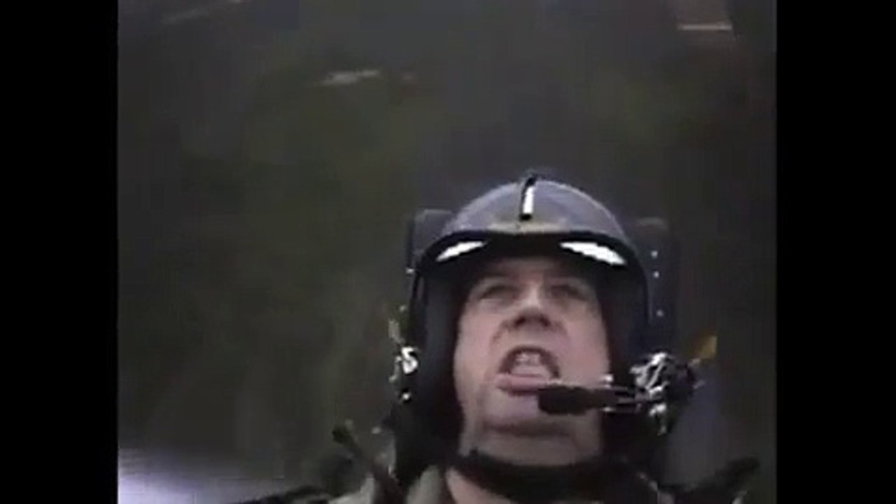 How many G's can a fighter pilot withstand? video Dailymotion